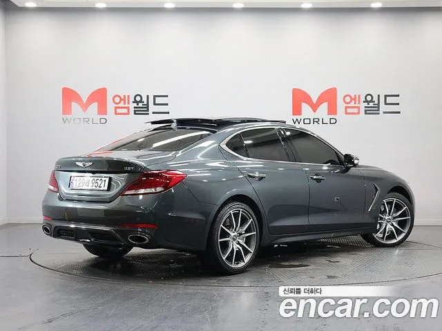 Genesis G70 2019 thumb 3