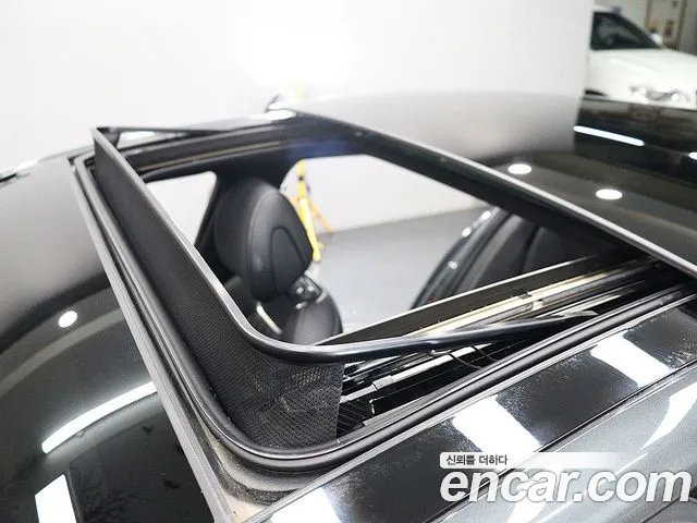 Genesis G70 2019 thumb 9