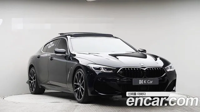 BMW 8-Series 2021 thumb 3