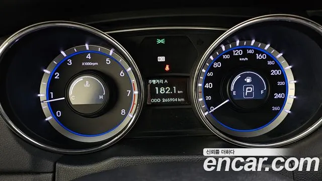 Hyundai Sonata 2011 thumb 8