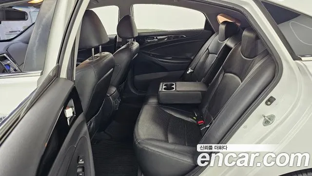 Hyundai Sonata 2011 thumb 12