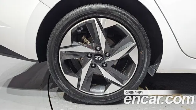 Hyundai Avante 2023 thumb 5