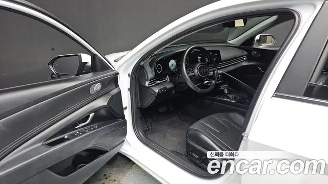 Hyundai Avante 2023 thumb 10