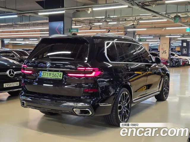 BMW X7 2025 thumb 2