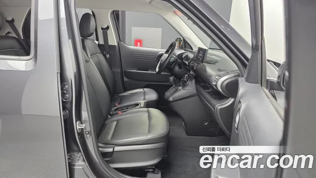 Hyundai Casper 2023 thumb 11