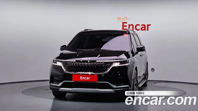 Kia Carnival 2022 thumb 3