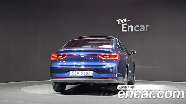 Renault-KoreaSamsung Megane 2016 thumb 4