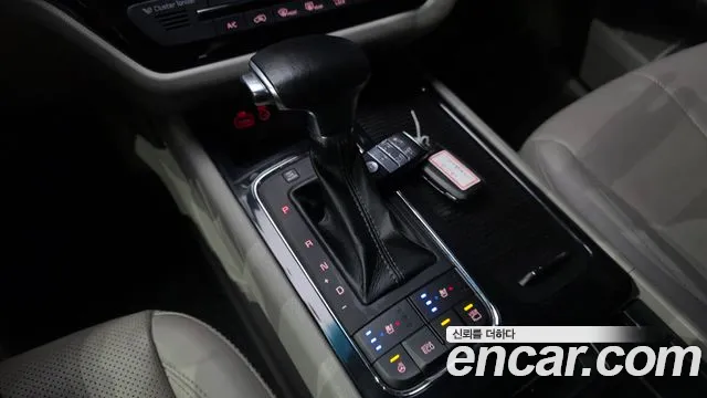 Kia Carnival 2018 thumb 9