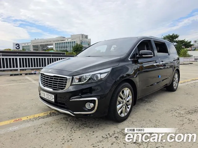 Kia Carnival 2017 thumb 12