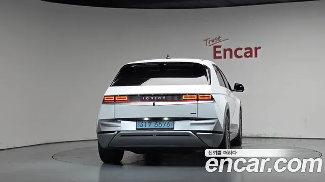 Hyundai IONIQ 5 2021 thumb 3