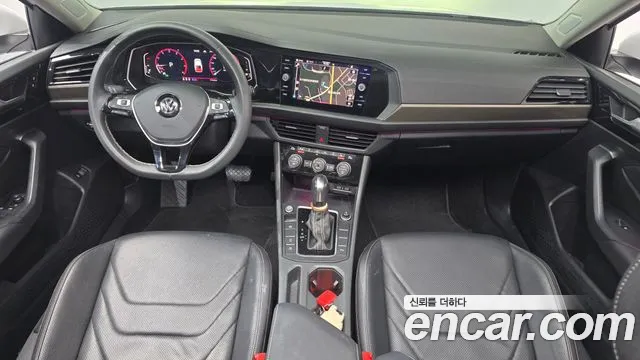 Volkswagen Jetta 2021 thumb 6