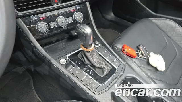 Volkswagen Jetta 2021 thumb 8