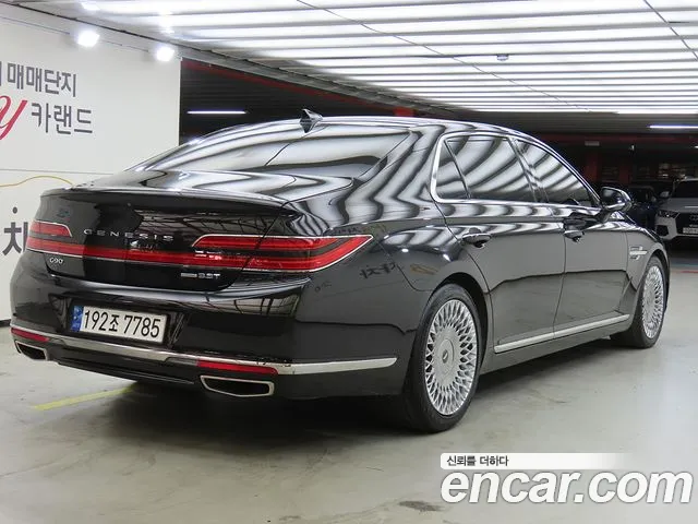Genesis G90 2019 thumb 3