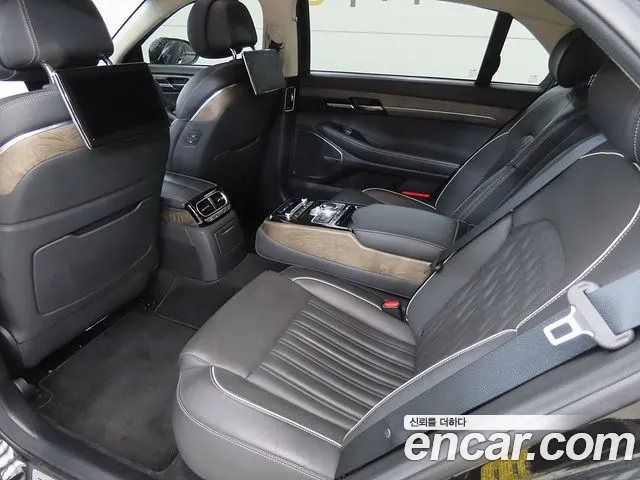 Genesis G90 2019 thumb 7