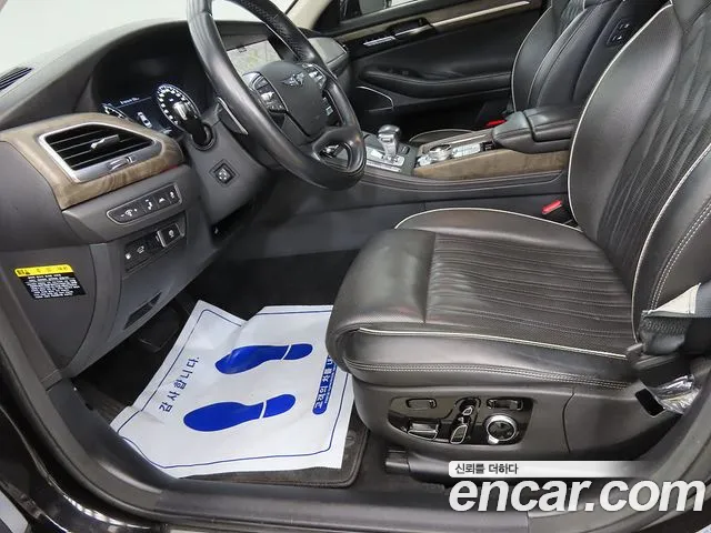Genesis G90 2019 thumb 8
