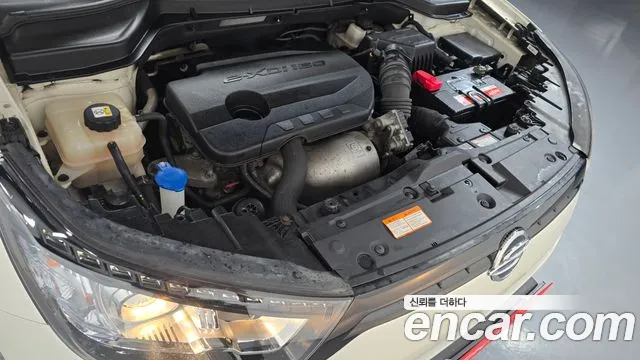 KG_Mobility_Ssangyong TIBOLI 2015 thumb 5