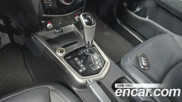 KG_Mobility_Ssangyong TIBOLI 2015 thumb 8