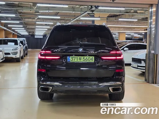 BMW X7 2025 thumb 4