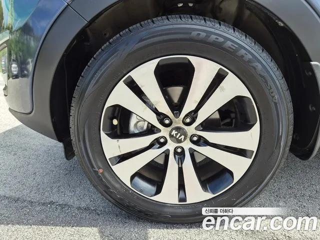 Kia Sportage 2012 thumb 5