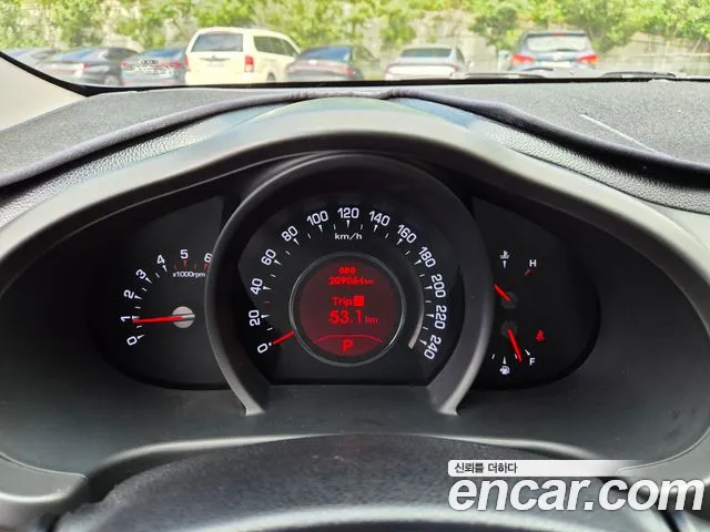 Kia Sportage 2012 thumb 8