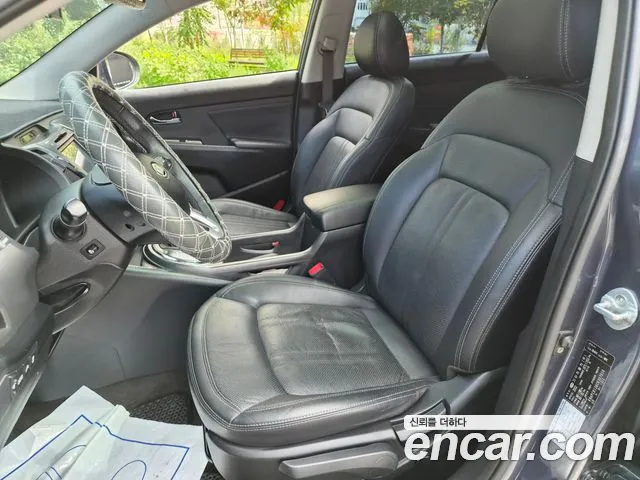 Kia Sportage 2012 thumb 10