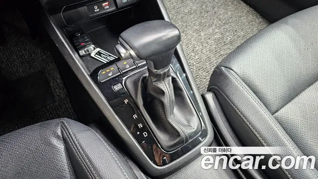 Kia Stonic 2017 thumb 9