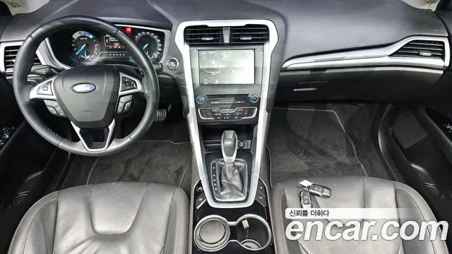 Ford Mondeo 2017 thumb 7