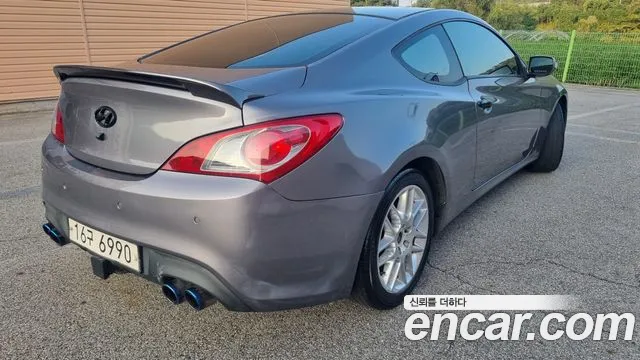 Hyundai Genesis 2008 thumb 2