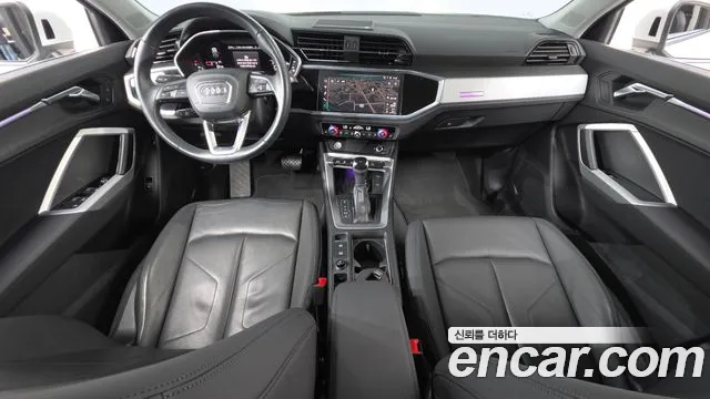 Audi Q3 2020 thumb 7