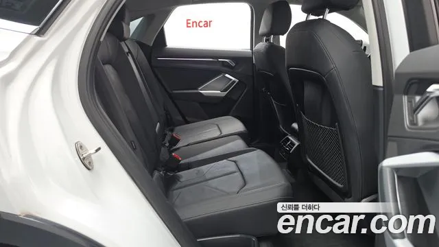 Audi Q3 2020 thumb 12