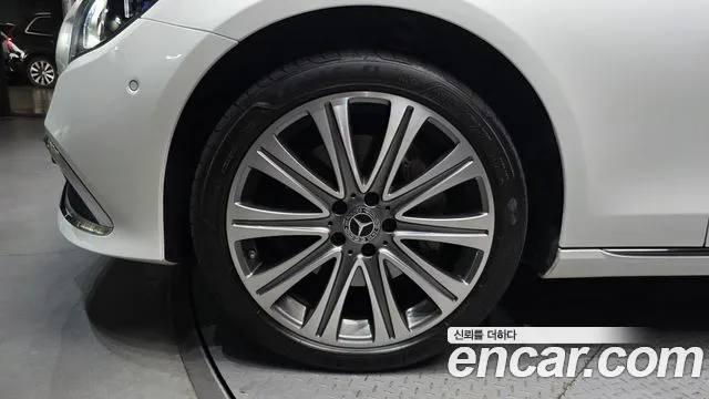 Mercedes-Benz E-Класс 2023 thumb 5