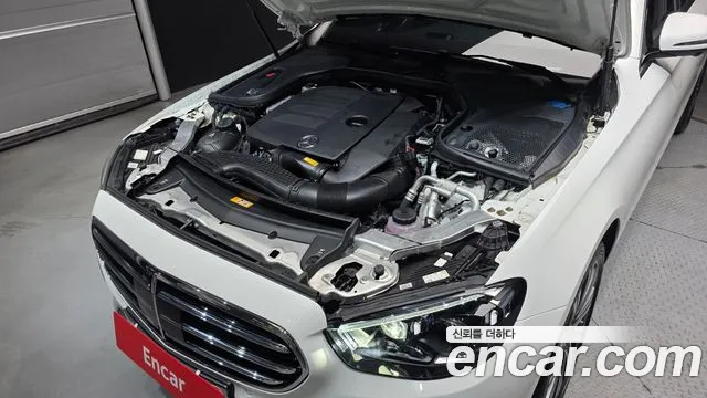 Mercedes-Benz E-Класс 2023 thumb 6