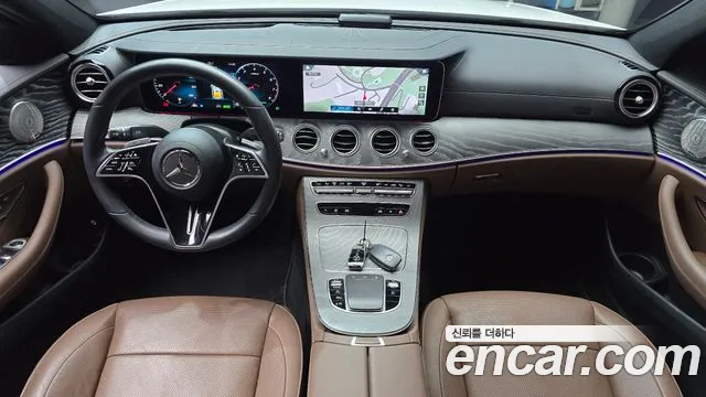 Mercedes-Benz E-Класс 2023 thumb 7