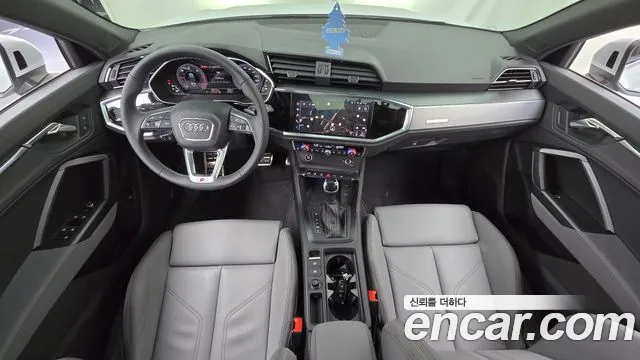 Audi Q3 2022 thumb 7