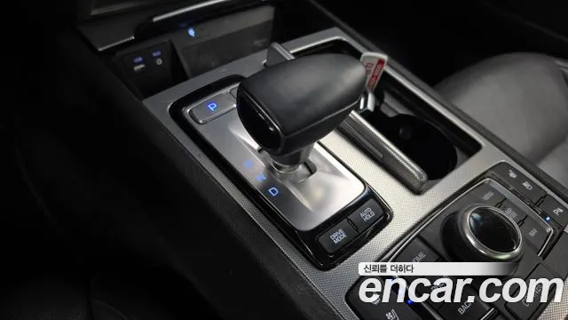 Genesis G80 2018 thumb 9