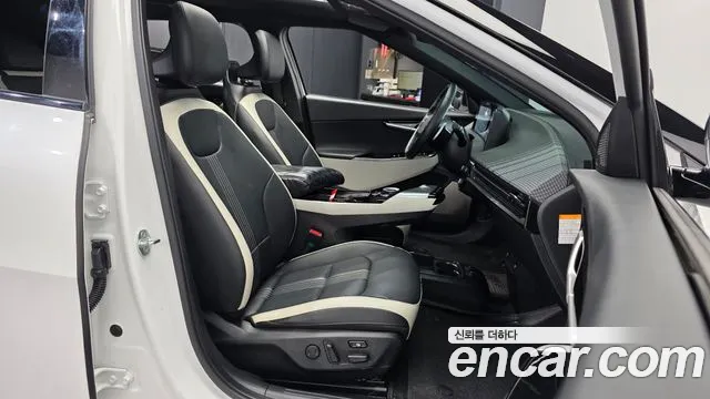 Kia EV6 2023 thumb 10