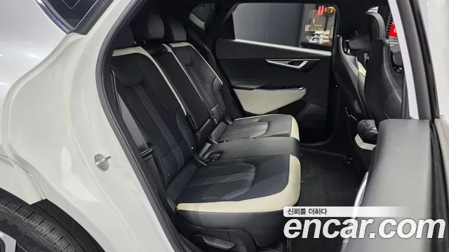 Kia EV6 2023 thumb 11
