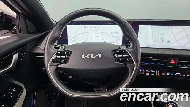 Kia EV6 2023 thumb 12