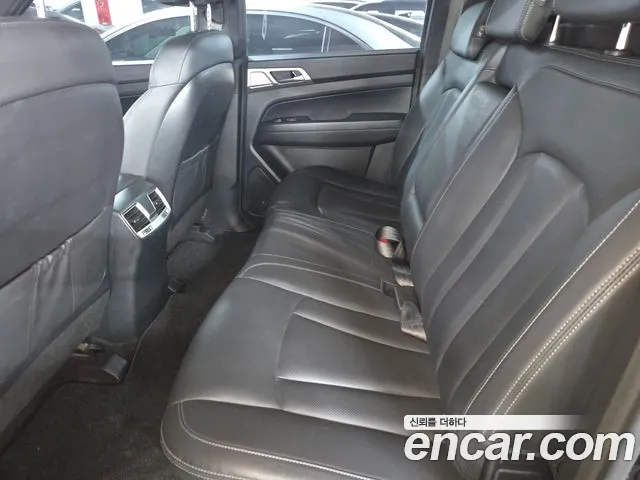 KG_Mobility_Ssangyong Rexton 2019 thumb 10