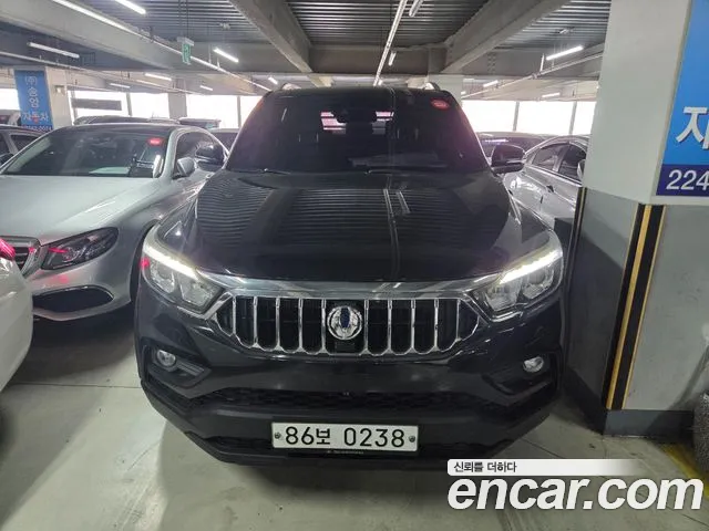 KG_Mobility_Ssangyong Rexton 2019 thumb 12