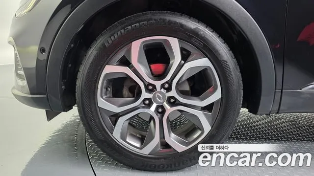 Renault-KoreaSamsung Arkana 2020 thumb 4