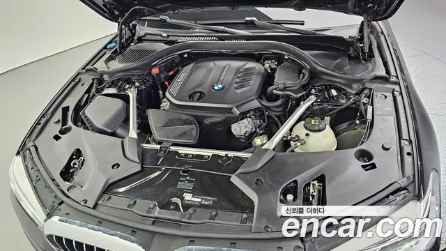 BMW 5-Series 2020 thumb 5