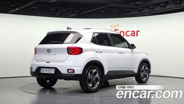 Hyundai Venue 2025 thumb 2