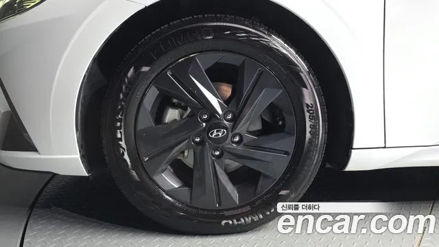 Hyundai Avante 2021 thumb 5