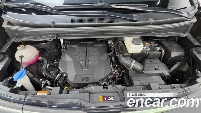 Hyundai Staria 2021 thumb 6