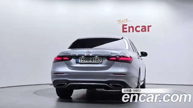 Mercedes-Benz E-Класс 2021 thumb 4