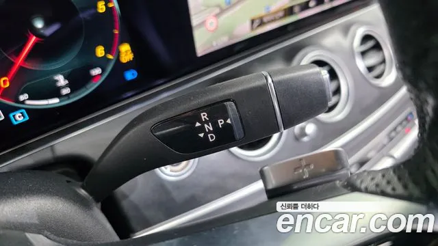 Mercedes-Benz E-Класс 2021 thumb 9