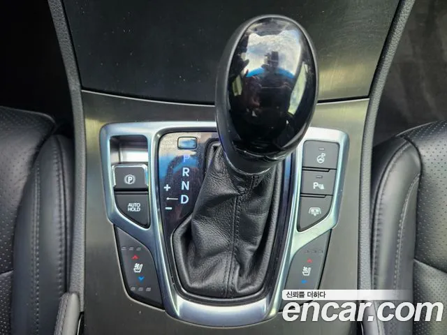 Hyundai Grandeur 2015 thumb 10
