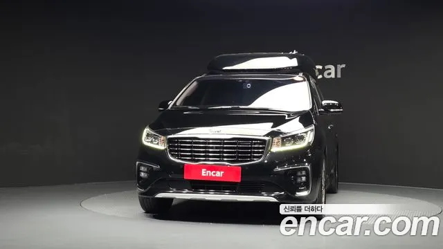 Kia Carnival 2019 thumb 3