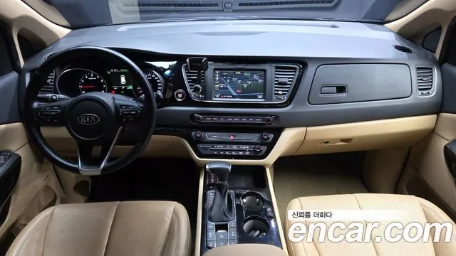 Kia Carnival 2019 thumb 7